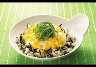 ひじきとちりめんのチャーハン