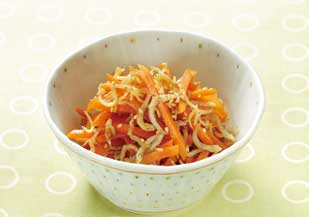 人参とちりめんじゃこのキンピラゴマ和え