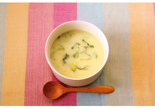 春キャベツとじゃがいものスープ