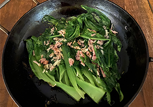 油麦菜とハムのオイル蒸し