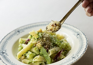 ブロッコリーソースのペンネ